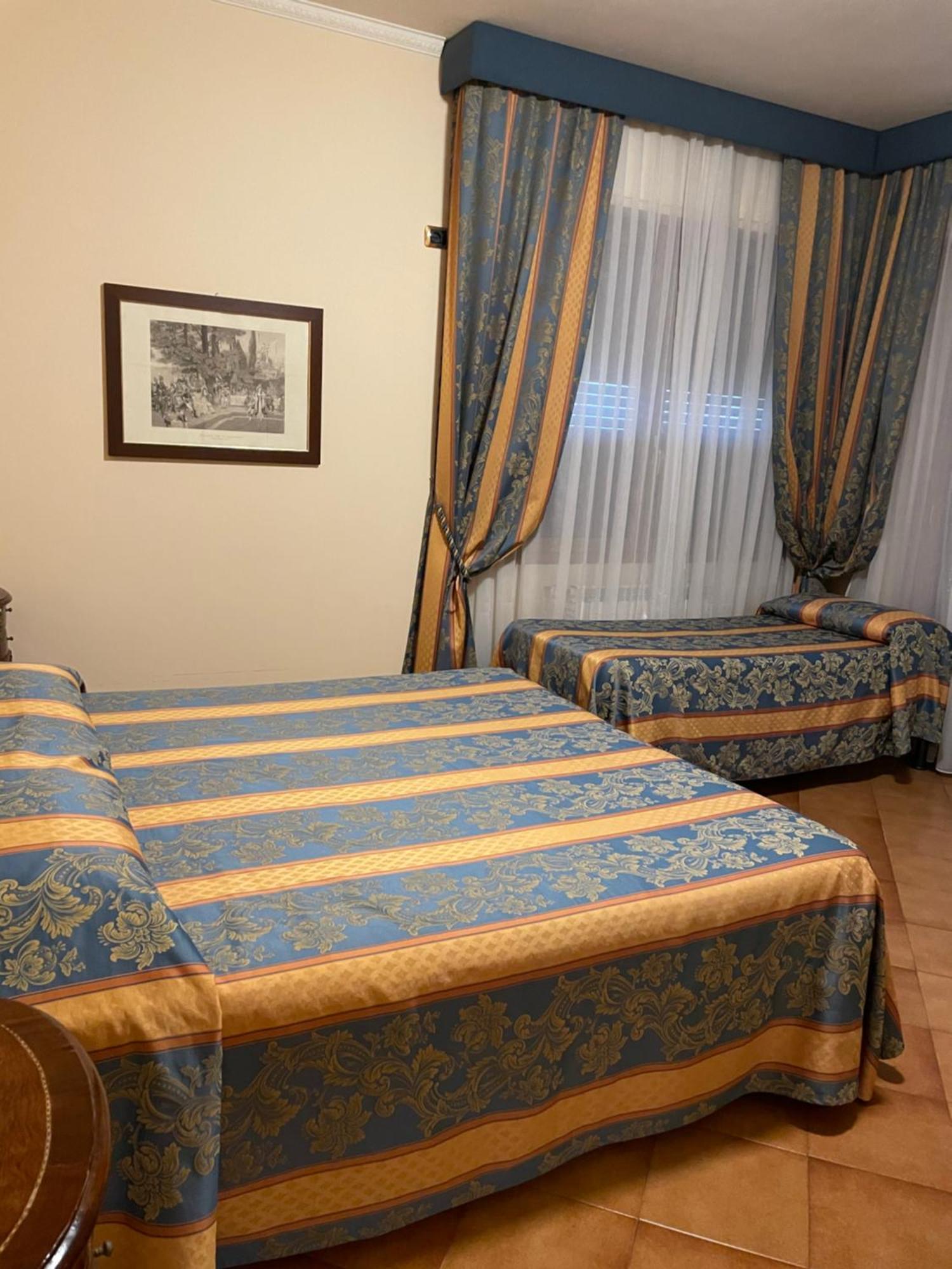 Hotel Mondial Rapallo Room photo