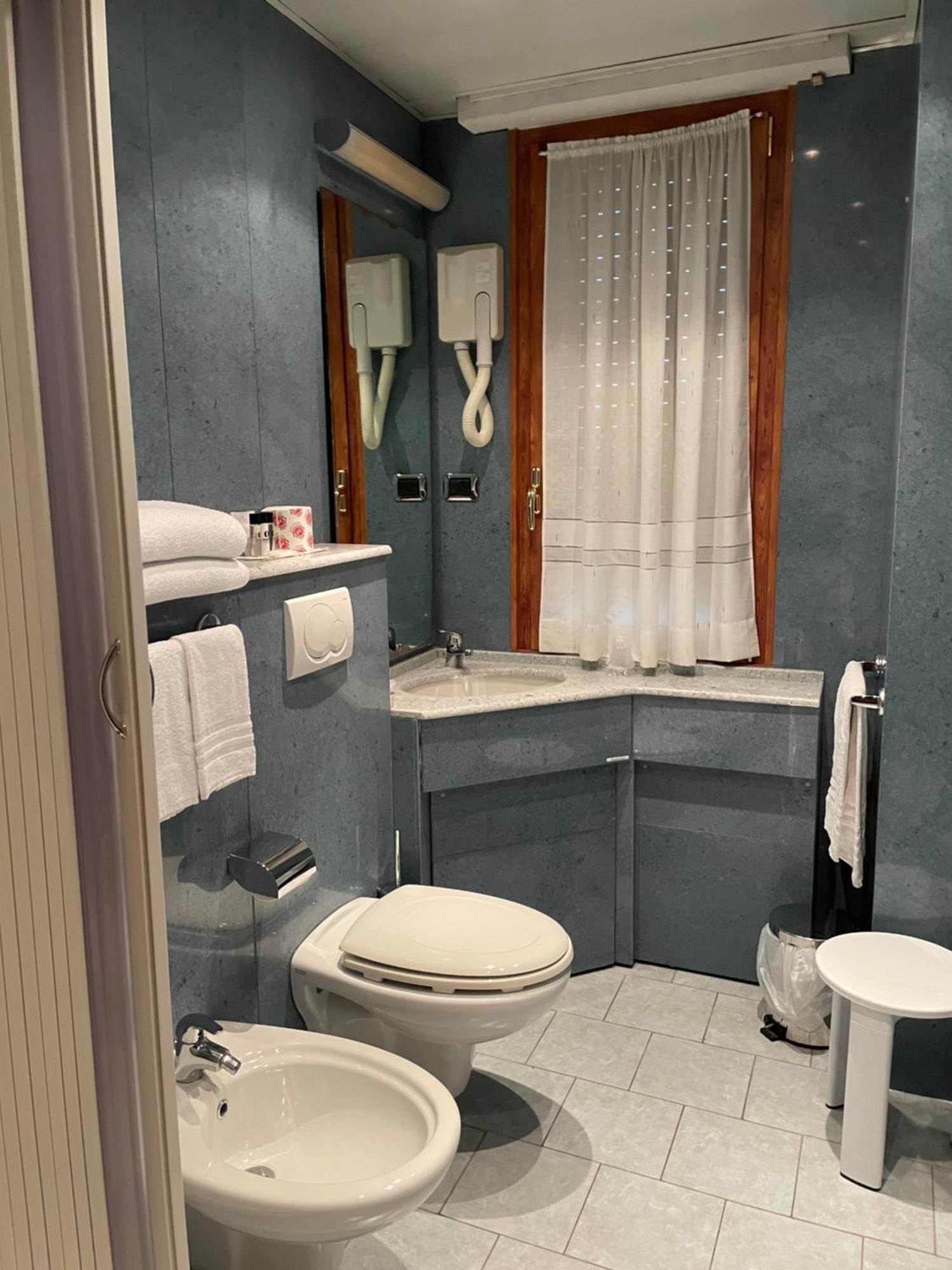 Hotel Mondial Rapallo Room photo